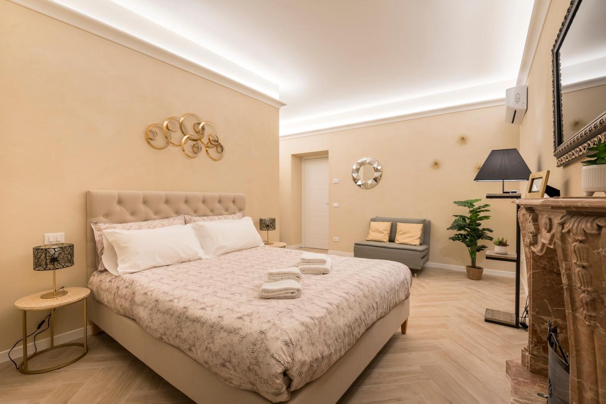 Golden Chic - Citta Alta Lägenhet Bergamo Exteriör bild